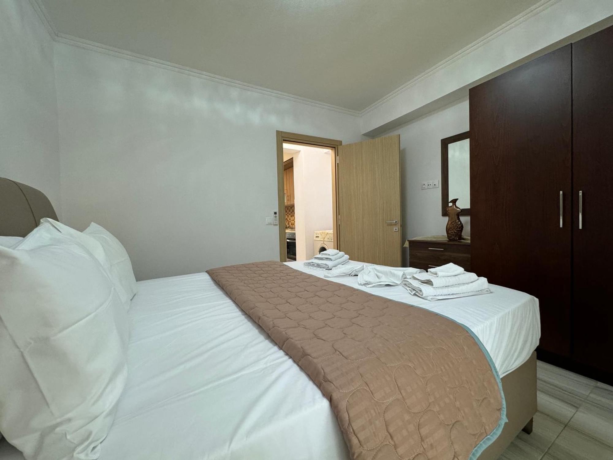 Violeta Apartments タソス エクステリア 写真