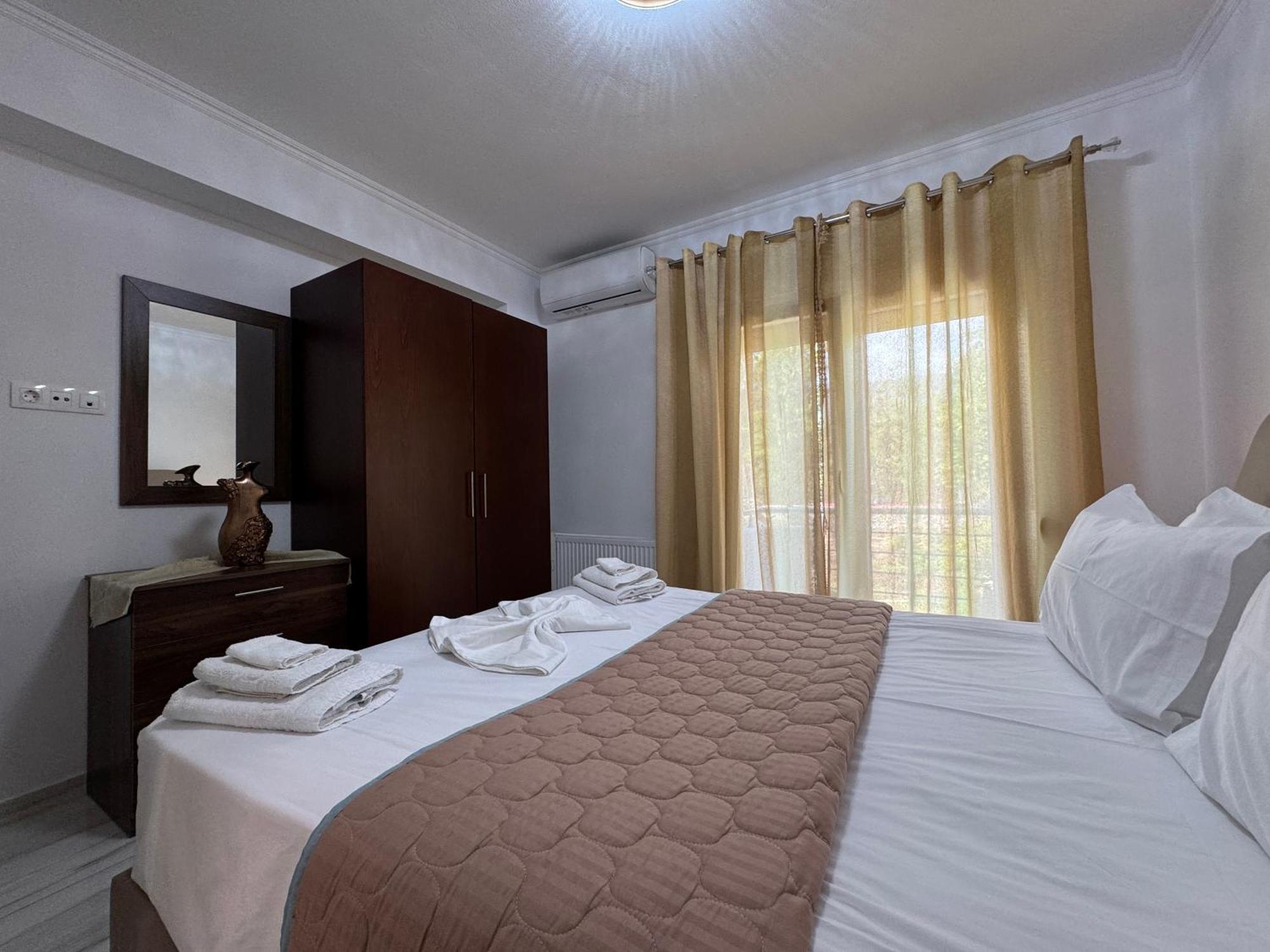Violeta Apartments タソス エクステリア 写真
